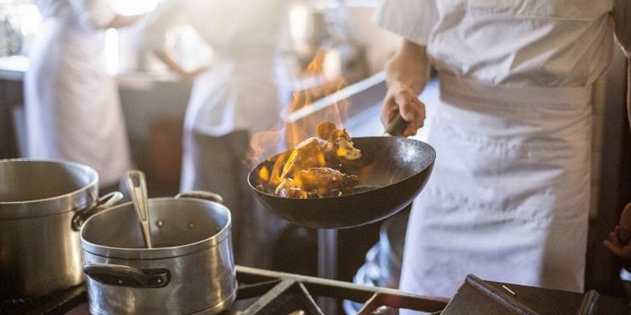 Must-Have Commercial Kitchen Equipment: A Guide for Restaurant Owners