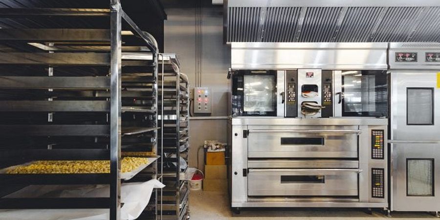 Outfit Your Kitchen: Understanding the Different Types of Commercial Ovens