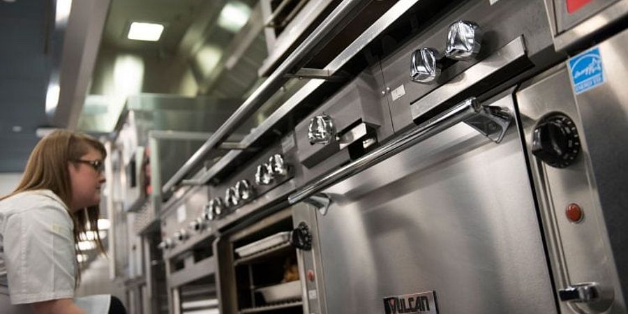 Tips for Maintaining Commercial Kitchen Equipment