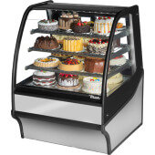 TDM-R-36-GE/GE-S-S True, 36" Curved Glass Refrigerated Bakery Display Case