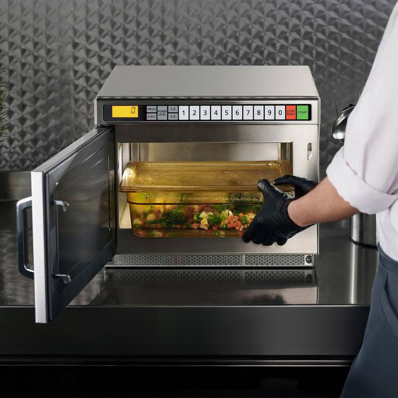 Panasonic NE-17523 1.7 kW Commercial Microwave Oven