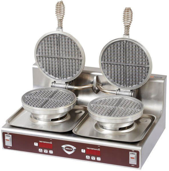 Wells Manufacturing WB-1E Waffle Baker, Single, 900 Watt