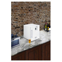 Summit Appliance FFAR25L7FRTP image 6